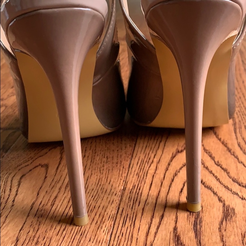 Shoes - Picture 2 of 5